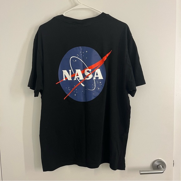 H&M NASA T-Shirt - Picture 2 of 3